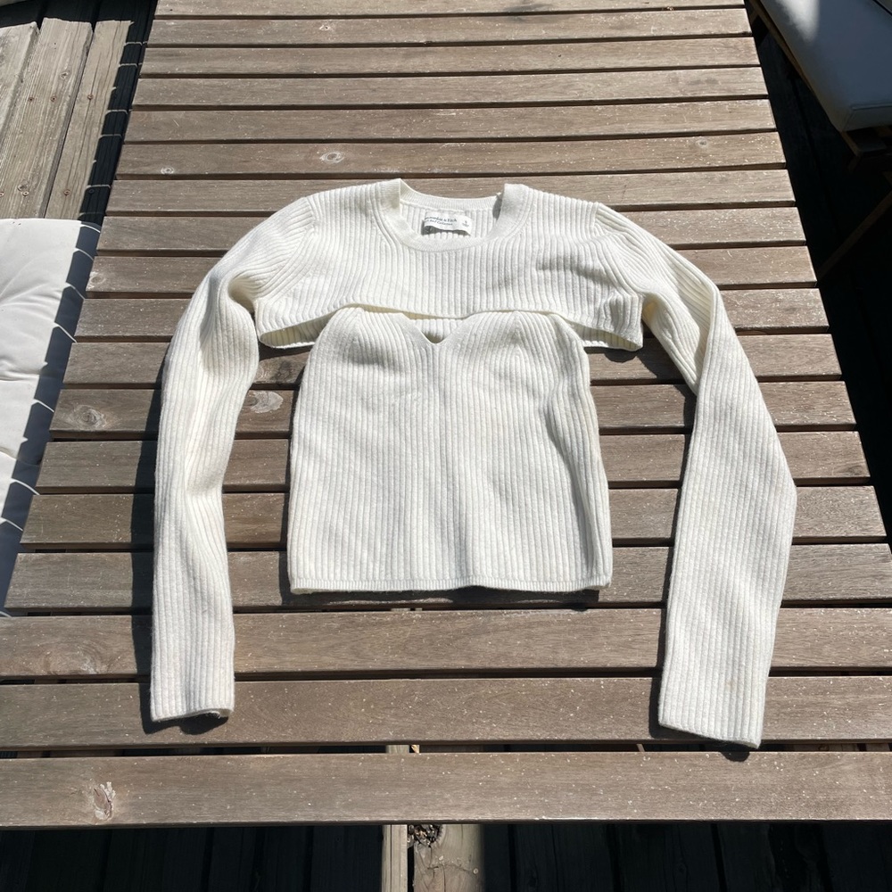 Abercrombie cream fitted crop cami shrug sweater set ribbed